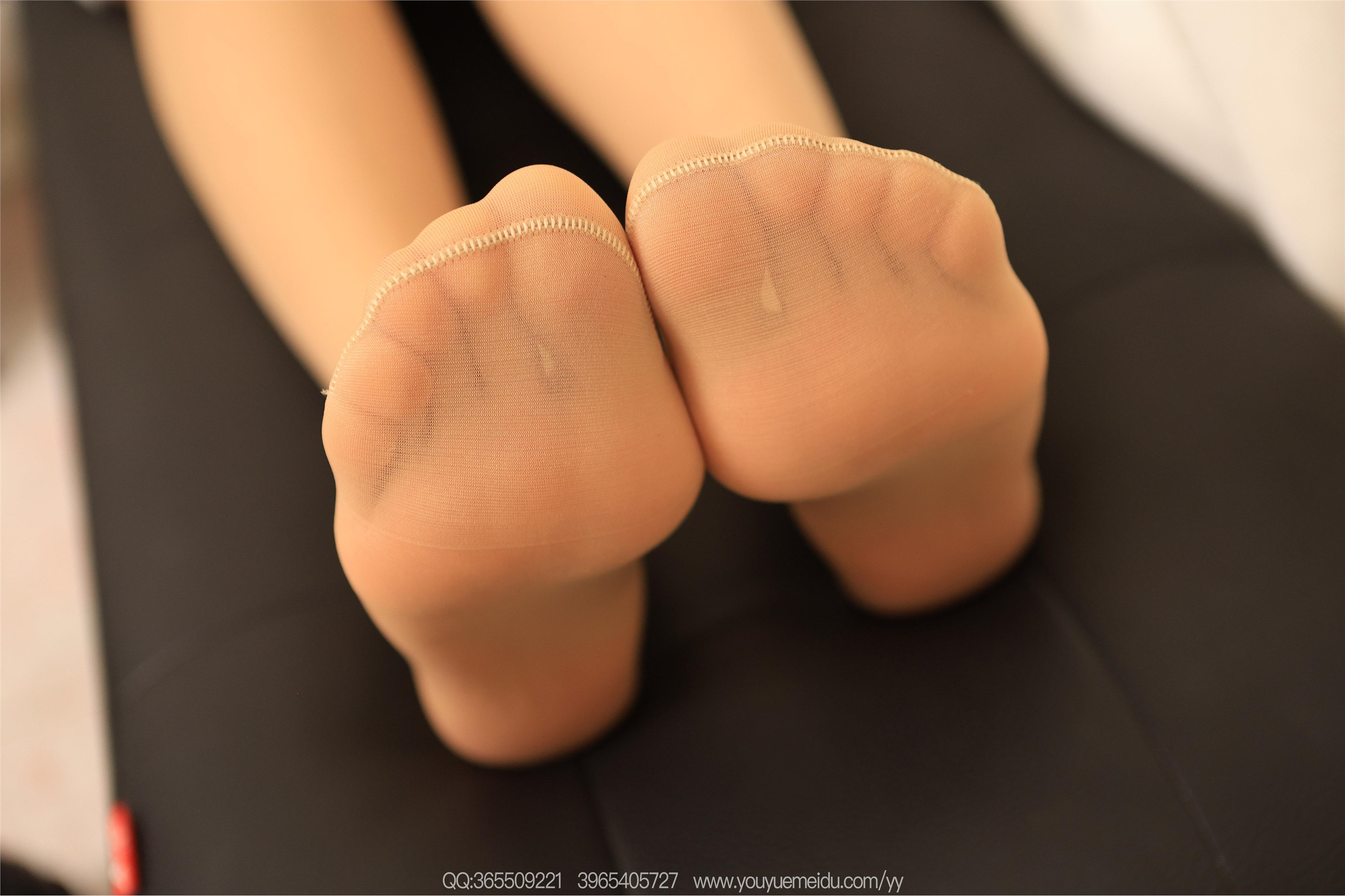 IESS异思趣向  2025.12.24 丝享家2246：小婕《肉丝平底鞋》